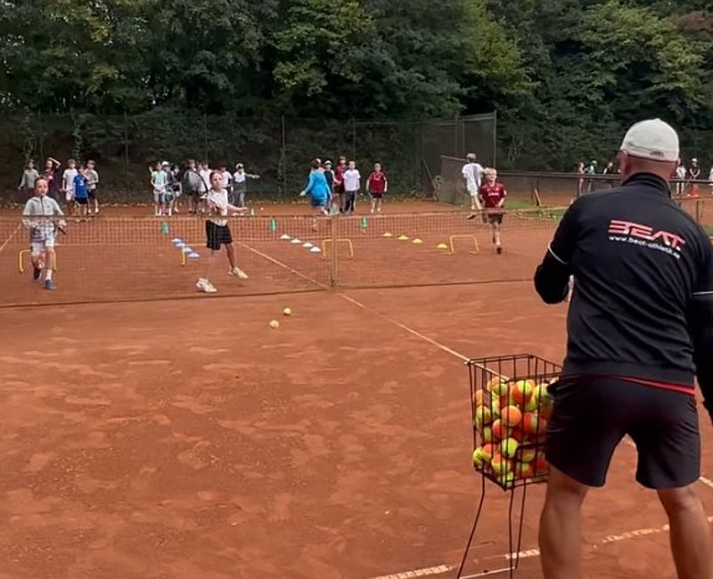 Das B.E.A.T. Athletikzentrum unterstützt Vereine bei Organisation, Planung und Weiterentwicklung ihrer Tennisangebote und Zusammenarbeit mit Schulen