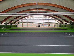 Indoor-Tennisplätze BEAT Athletikzentrum Sehnde für Tennis, Badminton, SpinXBall, Pickleball