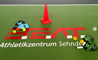Indoor-Tennisplätze BEAT Athletikzentrum Sehnde für Tennis, Badminton, SpinXBall, Pickleball